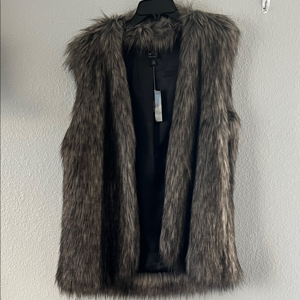 Nicole Miller Faux Fur Vest - Black and White